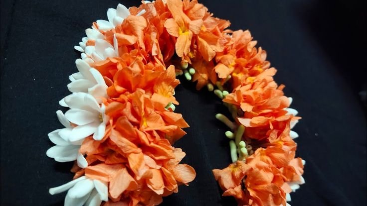 Kanakambaram Hair String